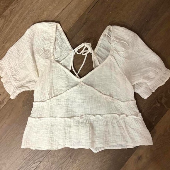 Women's White Ruffle Top - Picture 2 of 3